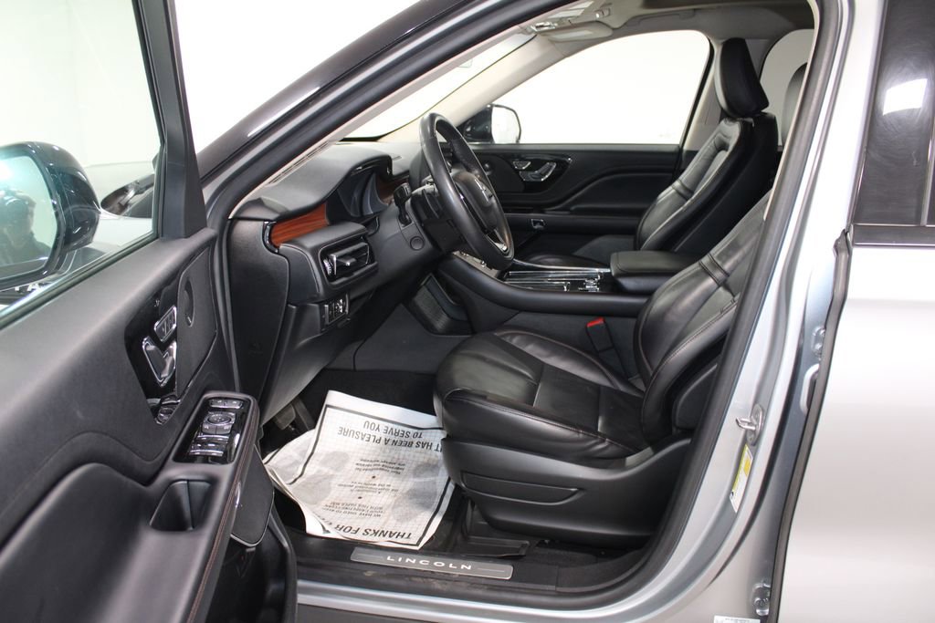 Used 2022 Lincoln Aviator Reserve w/ Equipment Group 201A image 23