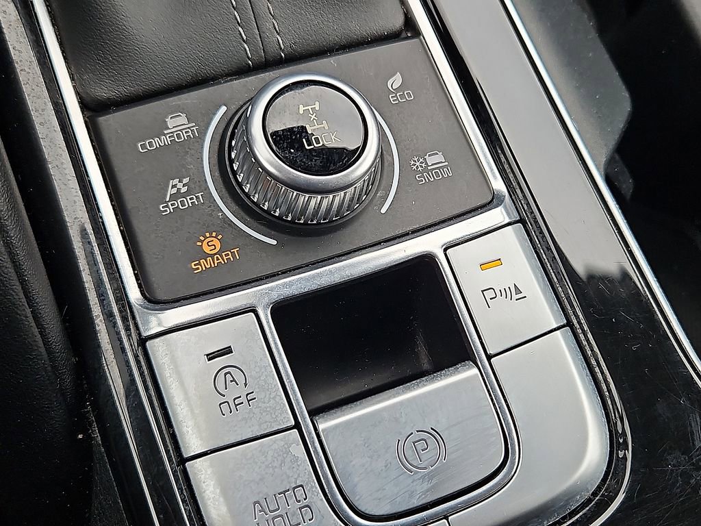 Certified 2024 Kia Telluride S image 16