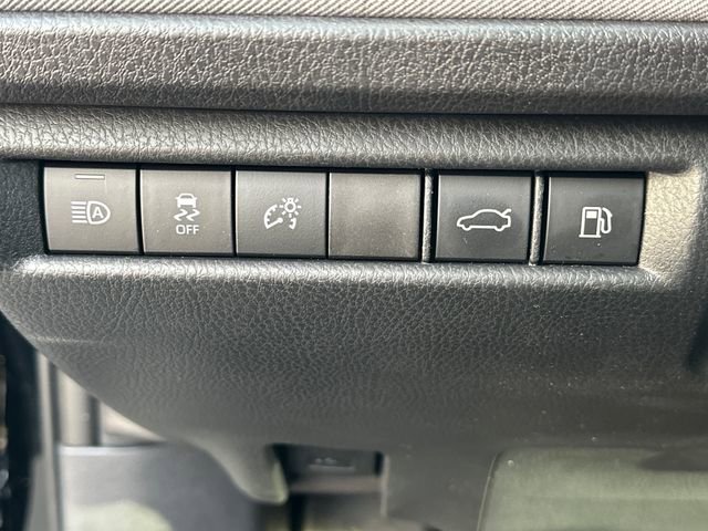 Used 2026 Toyota Camry LE w/ Convenience Package image 17