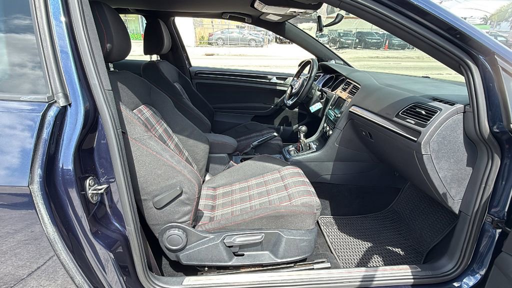 Used 2015 Volkswagen GTI S FWD image 36