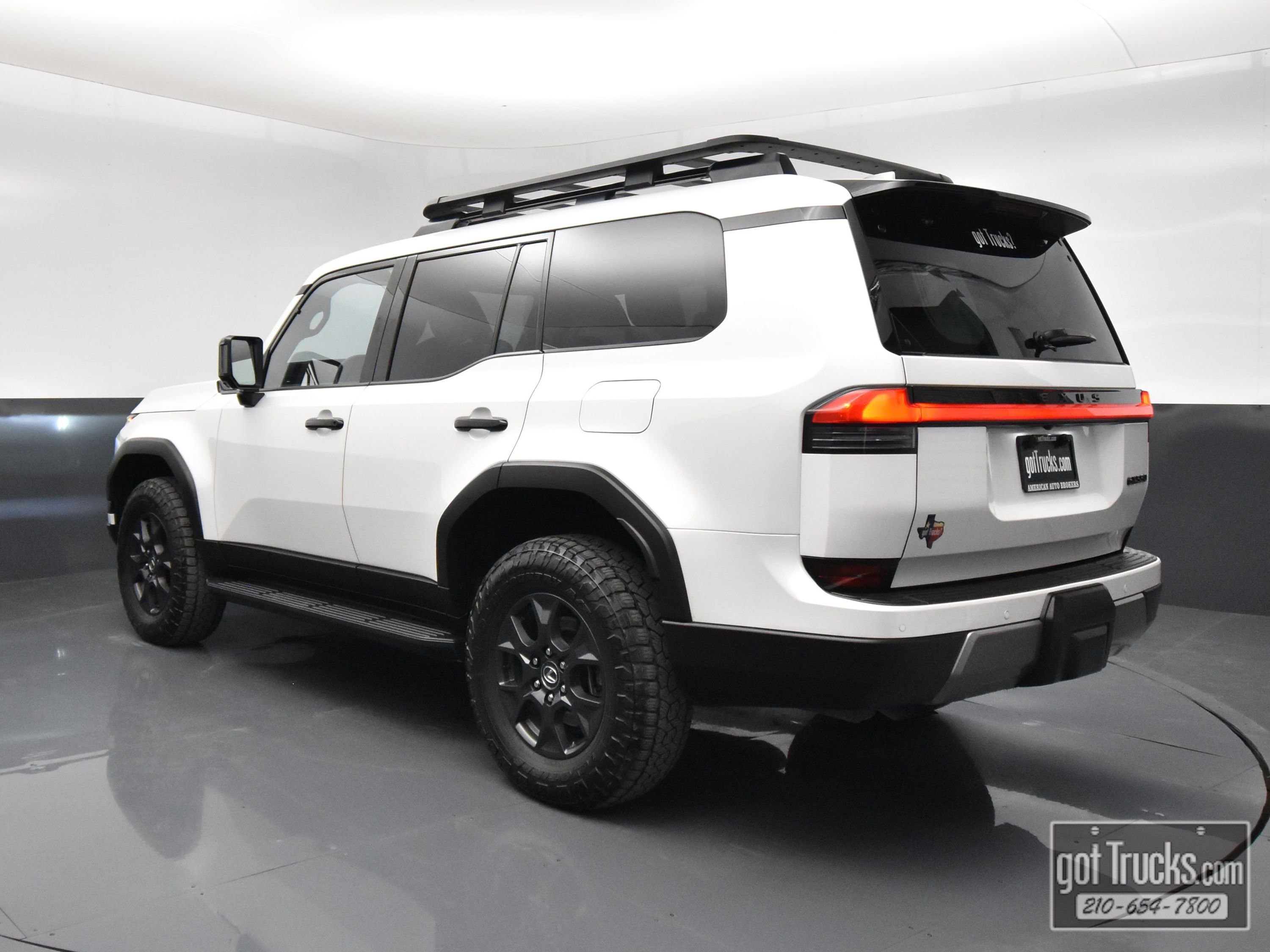 Used 2024 Lexus GX 550 GX 550 Overtrail+ image 5