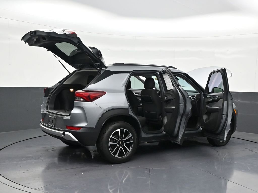 Used 2024 Chevrolet TrailBlazer LT image 31
