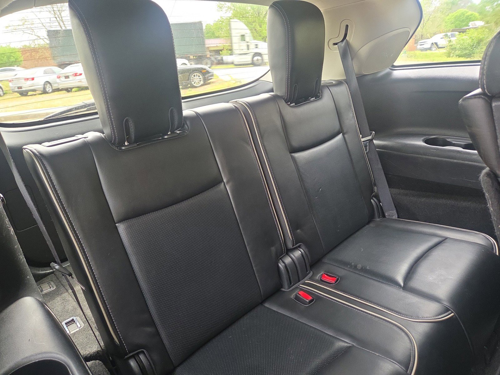 Used 2016 INFINITI QX60 AWD w/ Premium Package image 26
