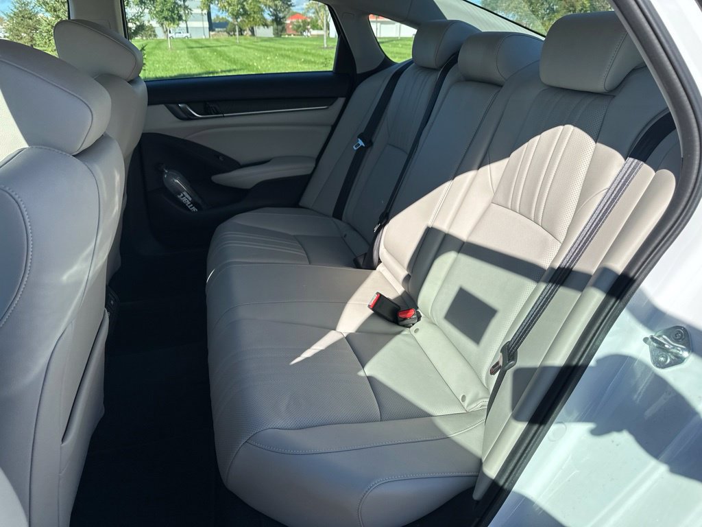 Used 2022 Honda Accord EX-L image 14