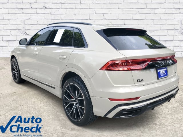 Used 2021 Audi Q8 Premium Plus w/ Premium Plus Package AWD/4WD image 2