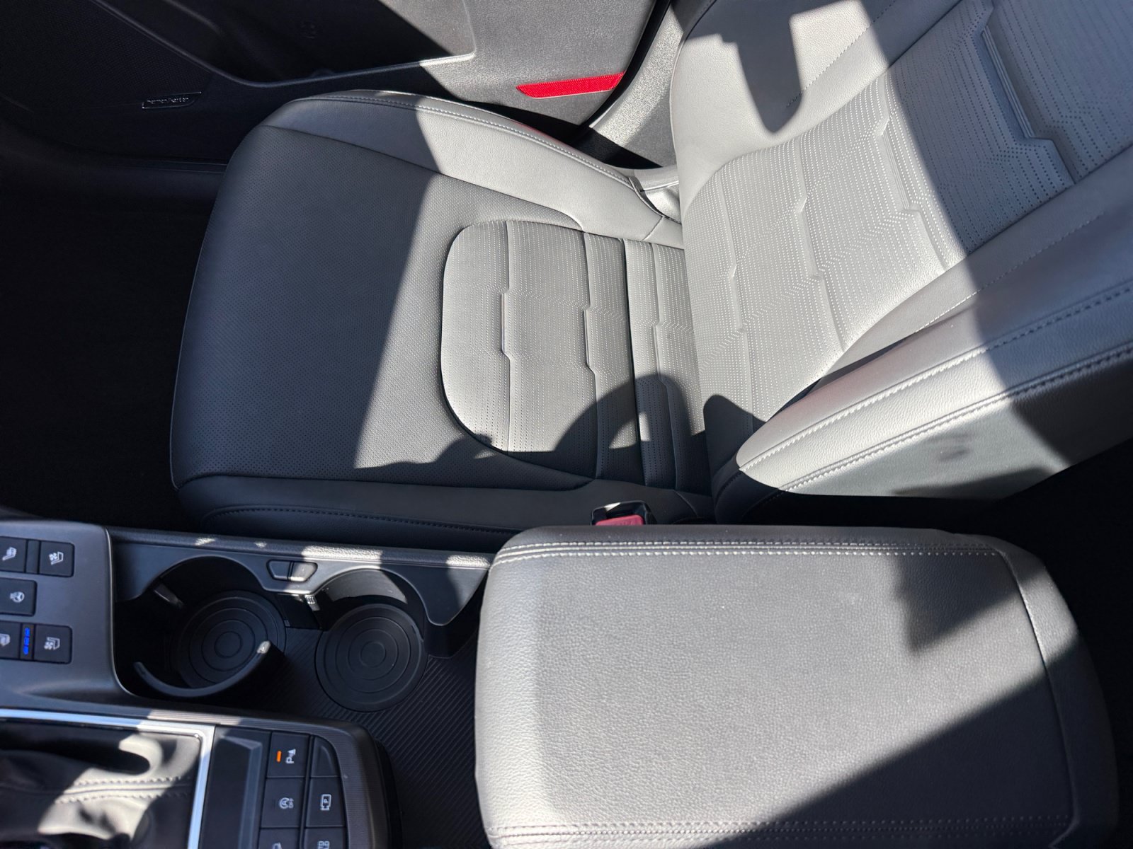 Certified 2026 Kia Sportage SX AWD/4WD image 14