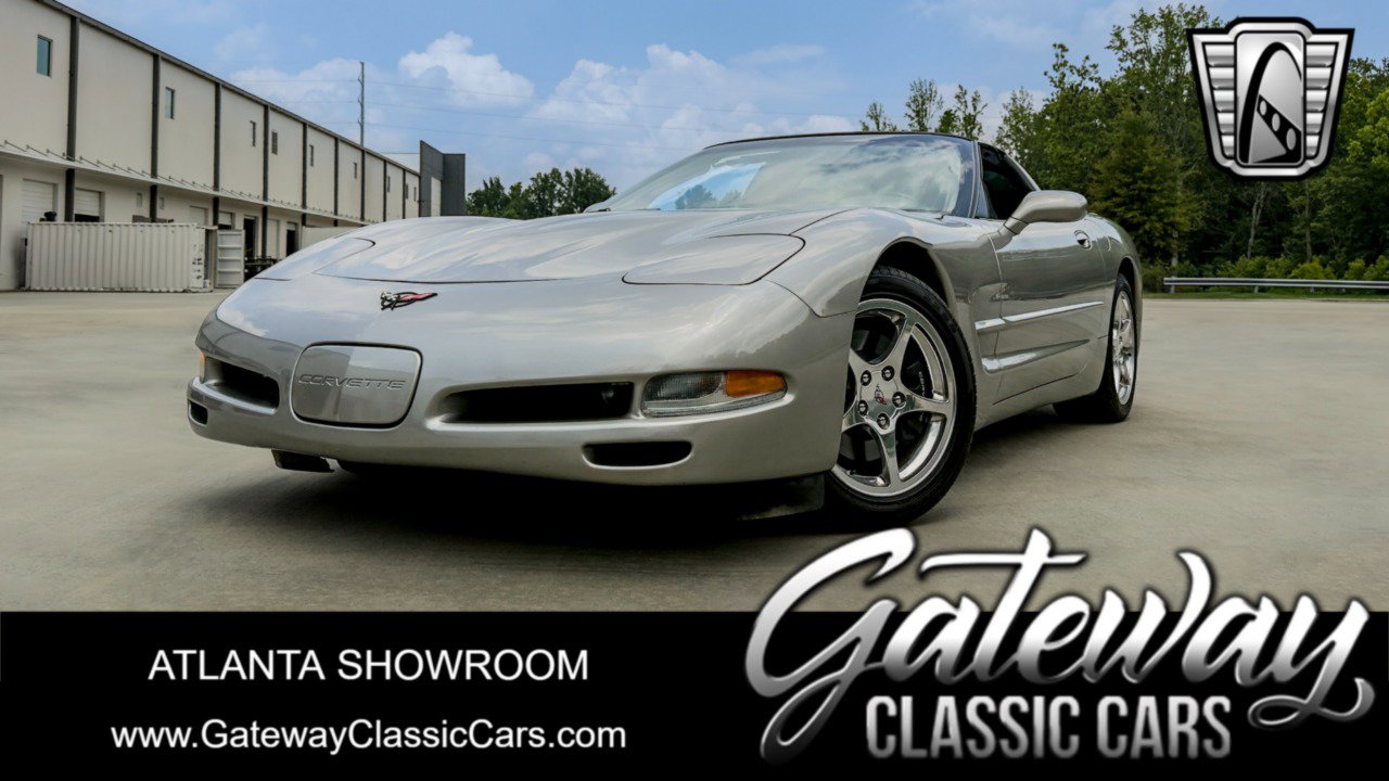 Used 2002 Chevrolet Corvette Coupe w/ Preferred Equipment Group2 image 1