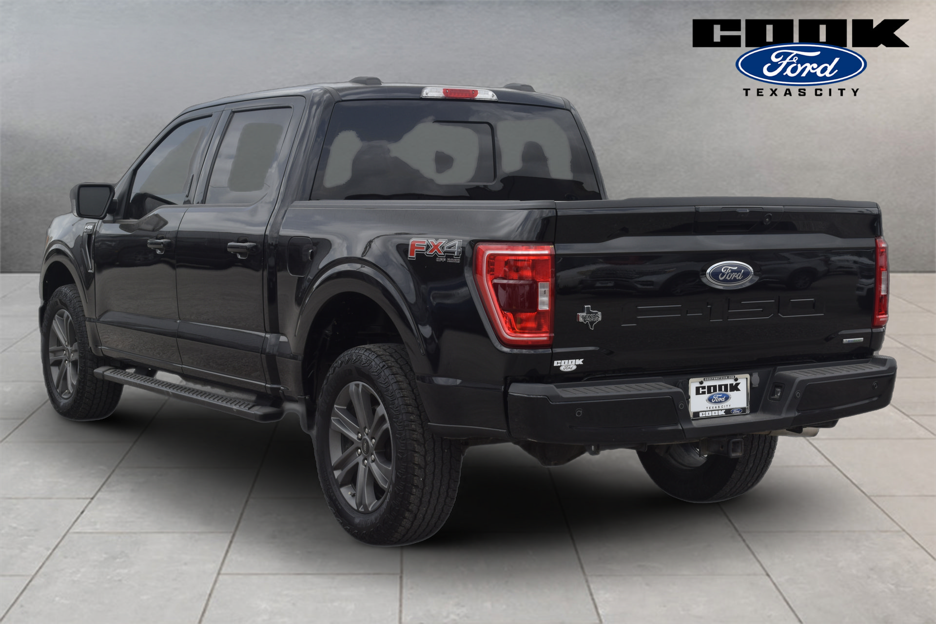 Used 2023 Ford F150 XLT w/ Equipment Group 302A High AWD/4WD image 4