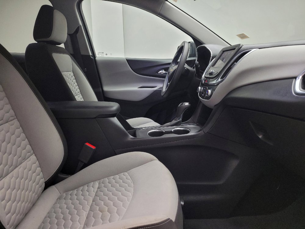 Used 2021 Chevrolet Equinox LS w/ LS Convenience Package AWD/4WD image 21