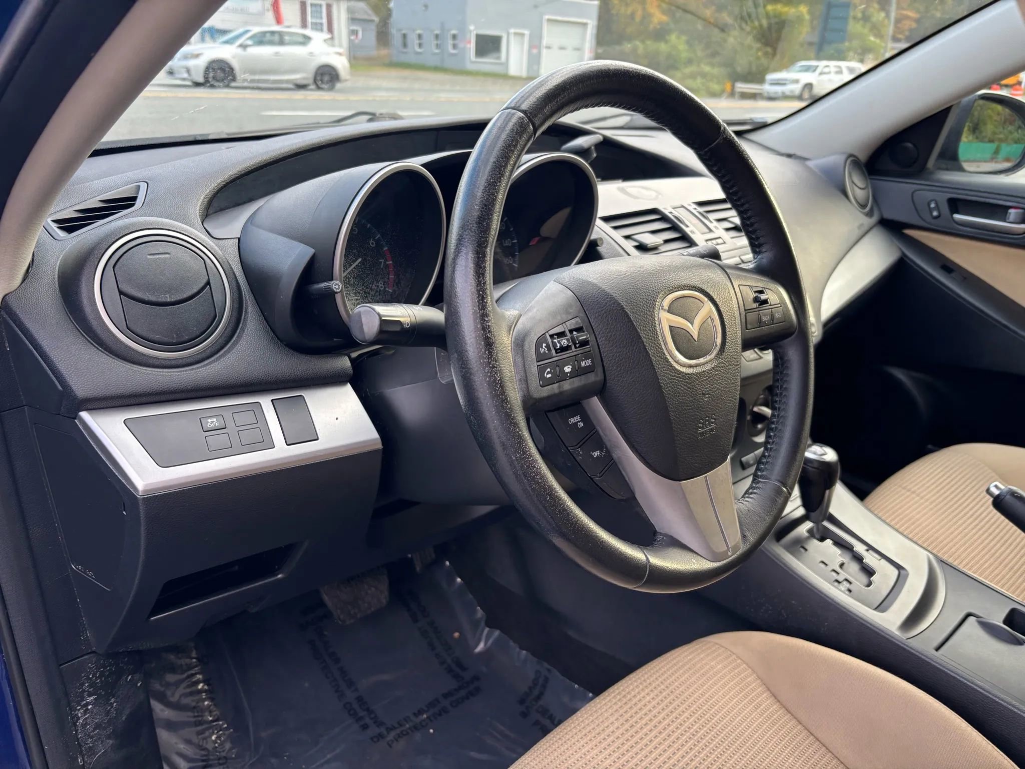 Used 2012 MAZDA MAZDA3 i Touring image 21