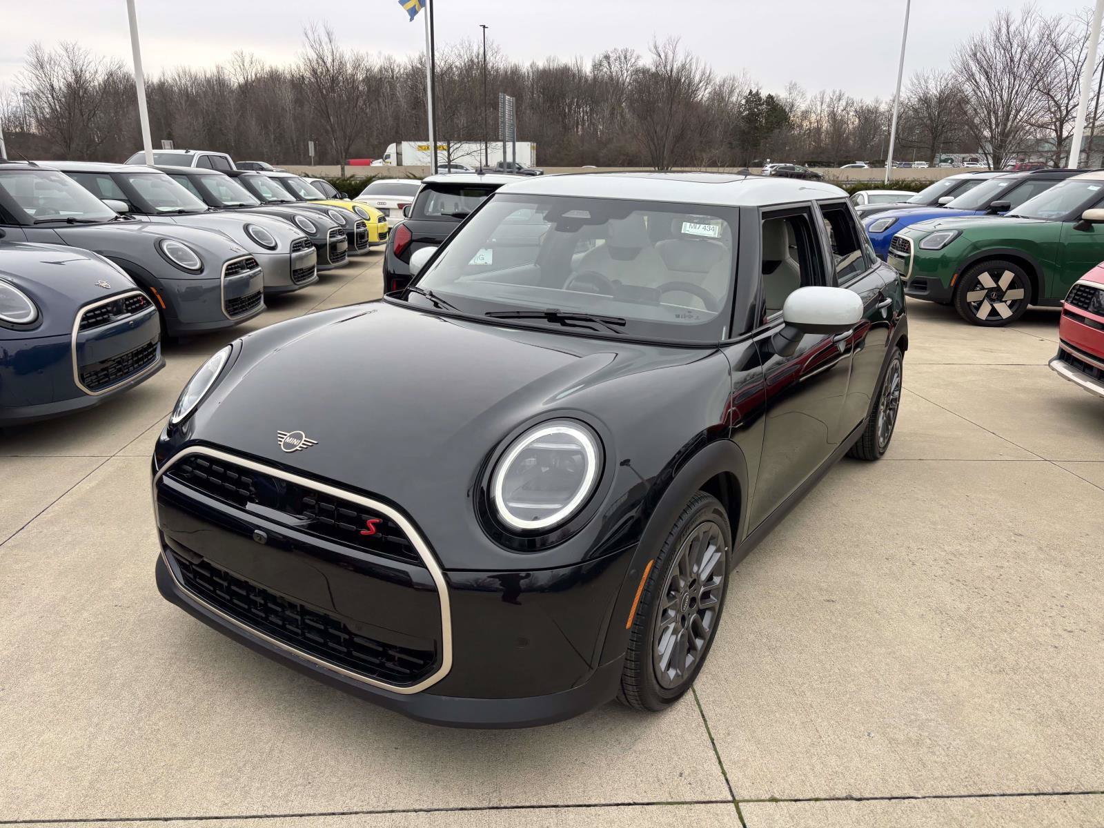 New 2026 MINI Cooper S FWD image 3