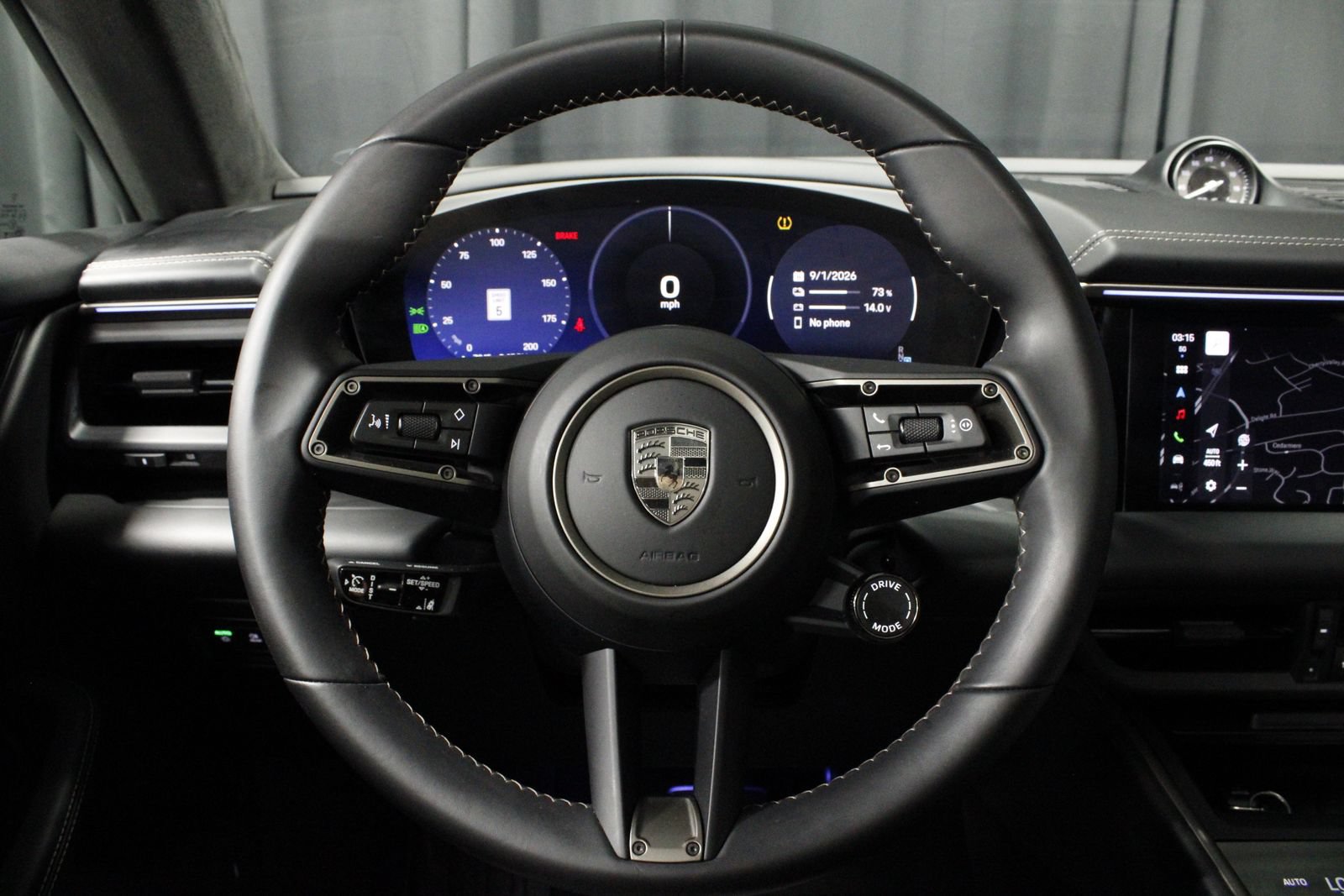 Used 2025 Porsche Macan Turbo Electric AWD/4WD image 23