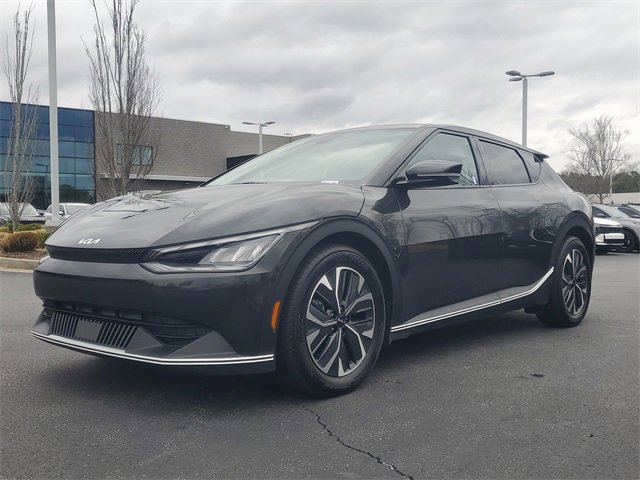 Certified 2022 Kia EV6 Light image 31