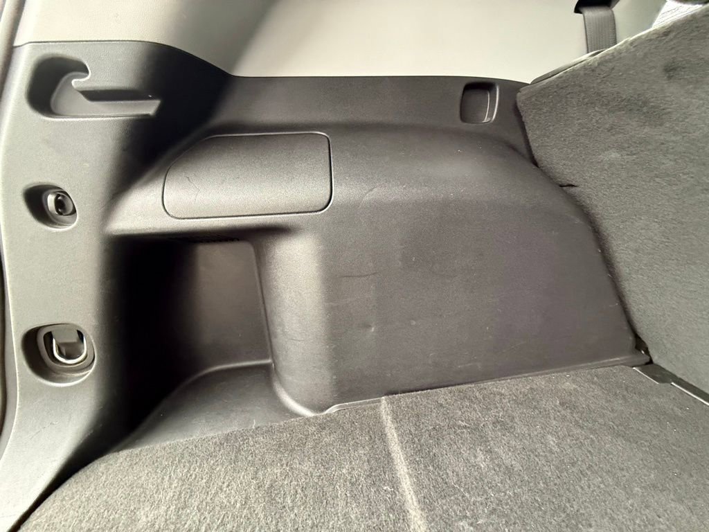 Used 2024 GMC Terrain AT4 AWD/4WD image 35