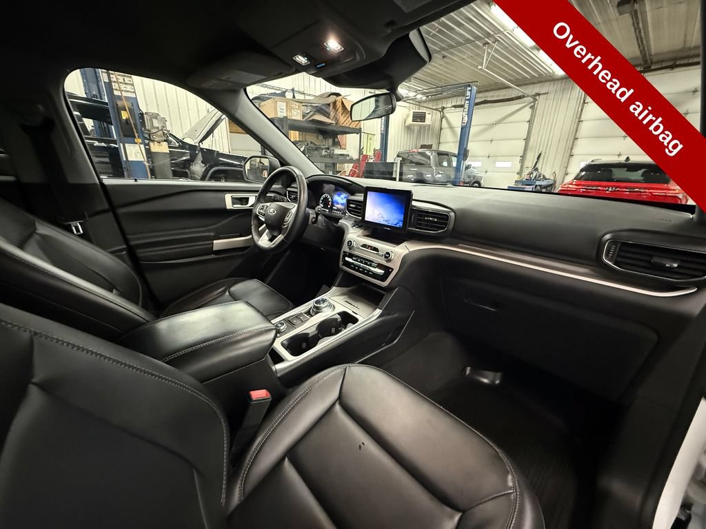 Used 2023 Ford Explorer XLT w/ Equipment Group 202A AWD/4WD image 47