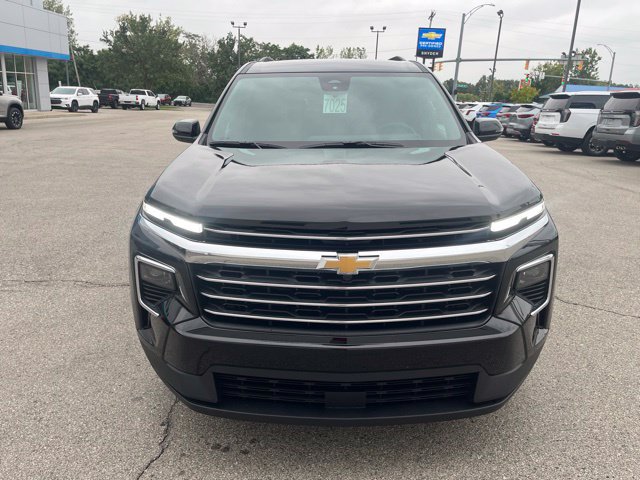 New 2027 Chevrolet Traverse LT FWD image 8