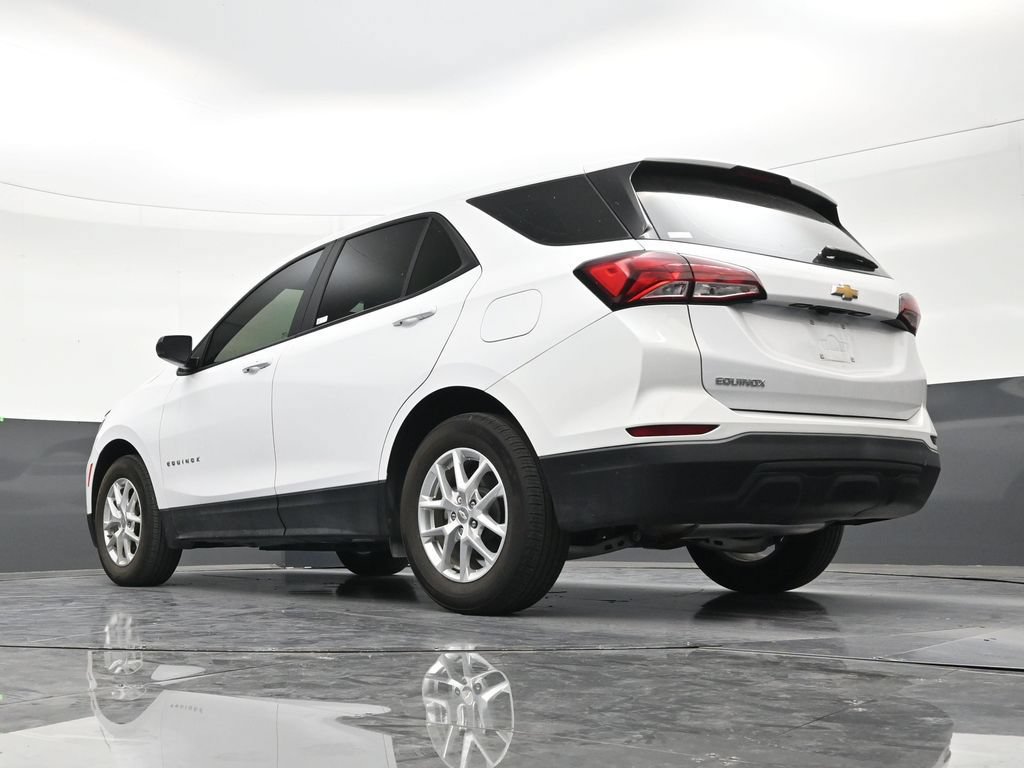 Used 2024 Chevrolet Equinox LS w/ LS Convenience Package FWD image 19