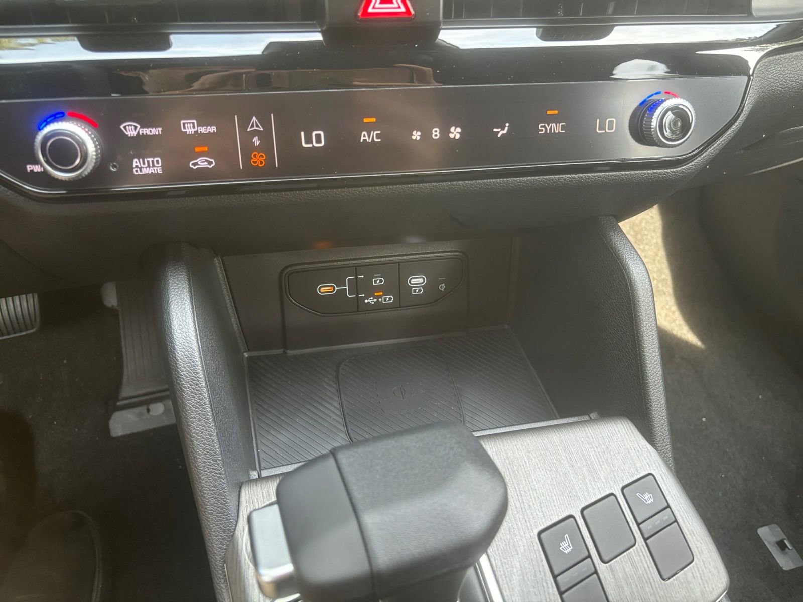 New 2026 Kia Sportage X-Line w/ X-Line Technology Package image 27