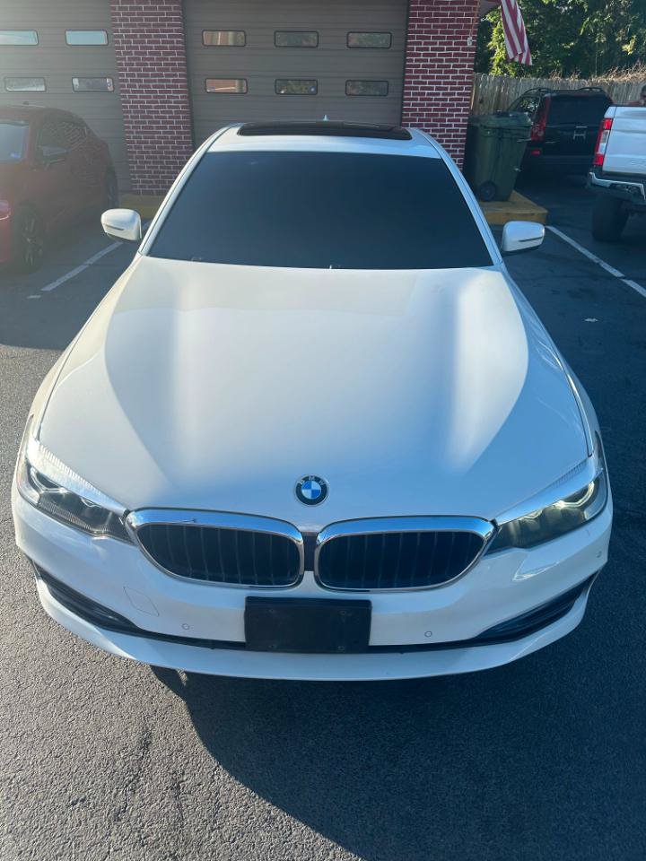 Used 2018 BMW 530i xDrive w/ Premium Package AWD/4WD image 11