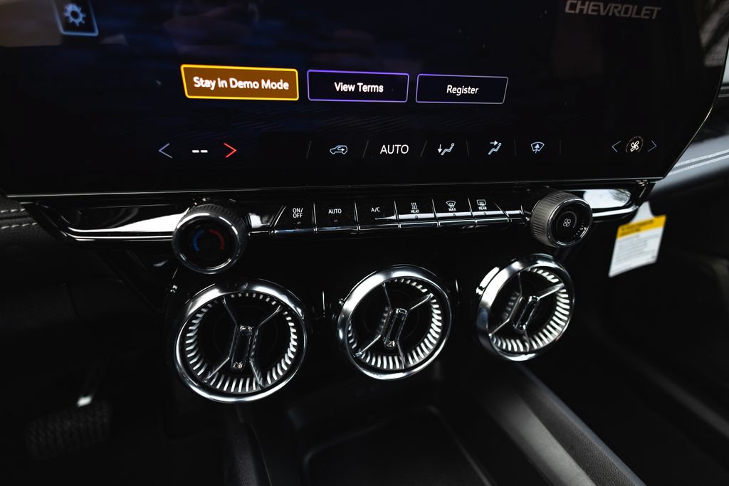 New 2026 Chevrolet Blazer EV LT AWD/4WD image 15