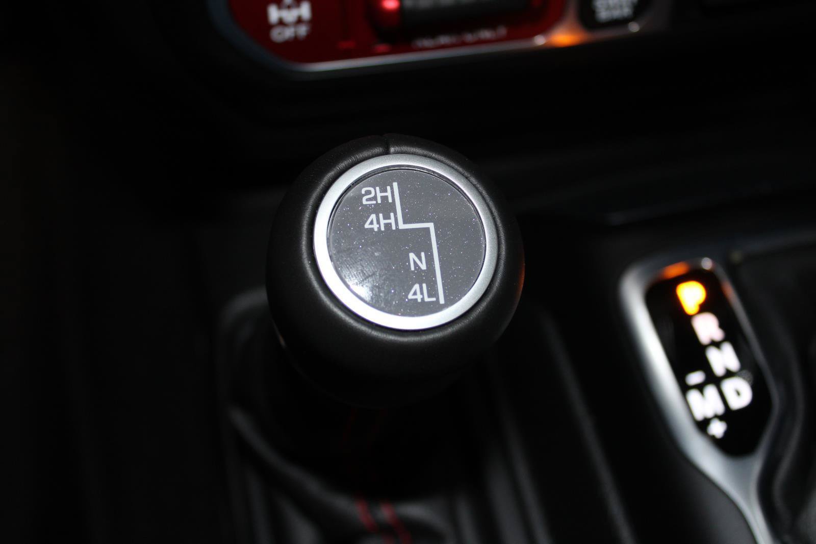 Used 2023 Jeep Gladiator Rubicon w/ Cold Weather Group AWD/4WD image 26