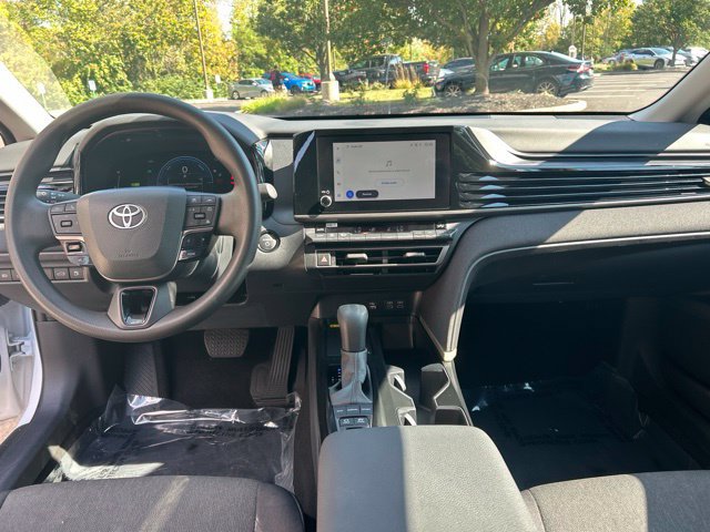 Used 2025 Toyota Camry LE FWD image 16