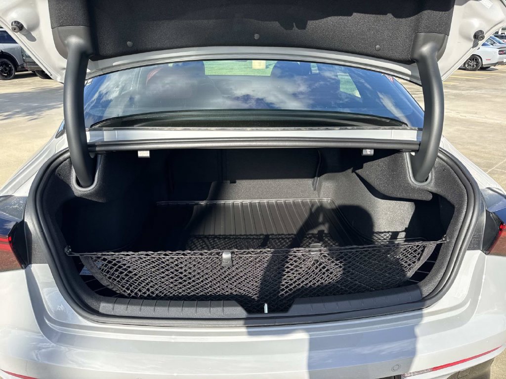 New 2026 Kia K5 GT-Line FWD image 9