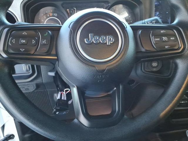 Used 2025 Jeep Gladiator Sport image 13