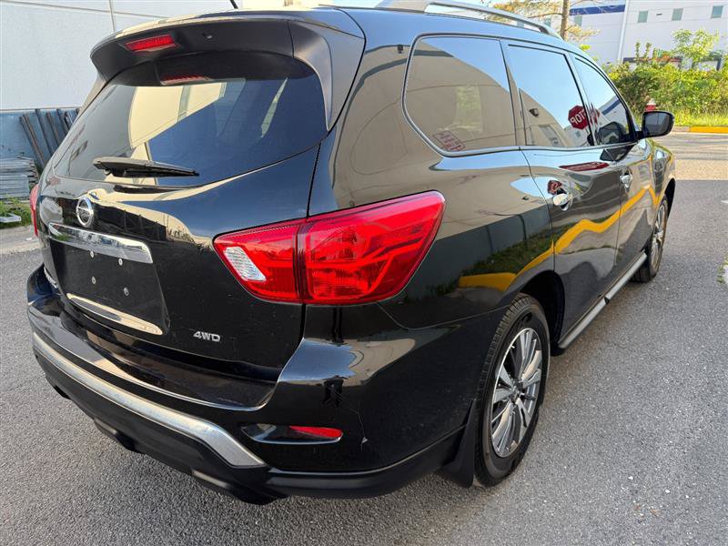 Used 2018 Nissan Pathfinder S AWD/4WD image 7