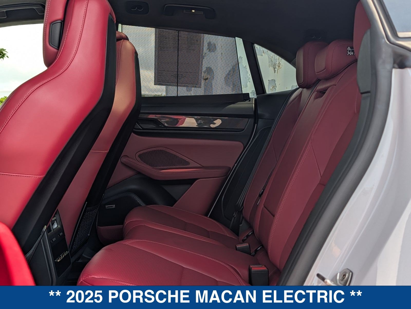 Used 2025 Porsche Macan Turbo Electric AWD/4WD image 61