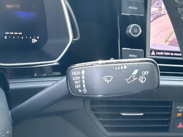 Used 2024 Volkswagen Jetta Sport FWD image 29