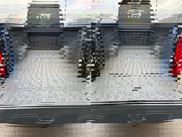 Used 2022 GMC Sierra 2500 AT4 w/ AT4 Preferred Package image 22