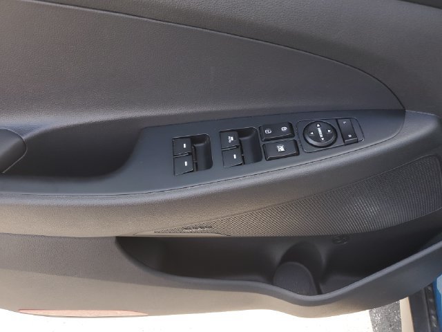 Used 2020 Hyundai Tucson Sport FWD image 19