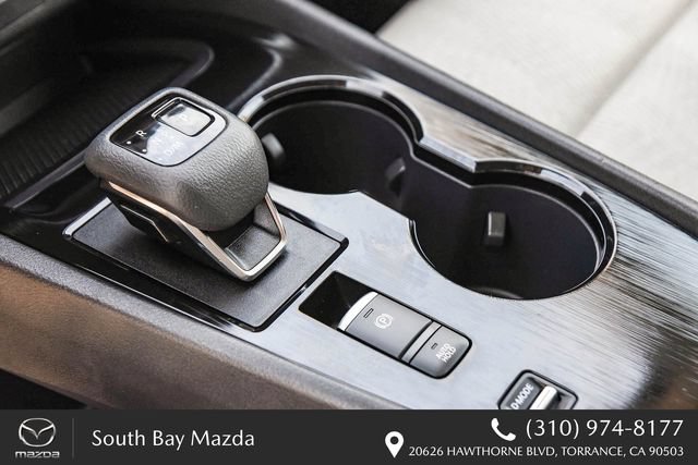 Used 2025 Nissan Rogue SV FWD image 19