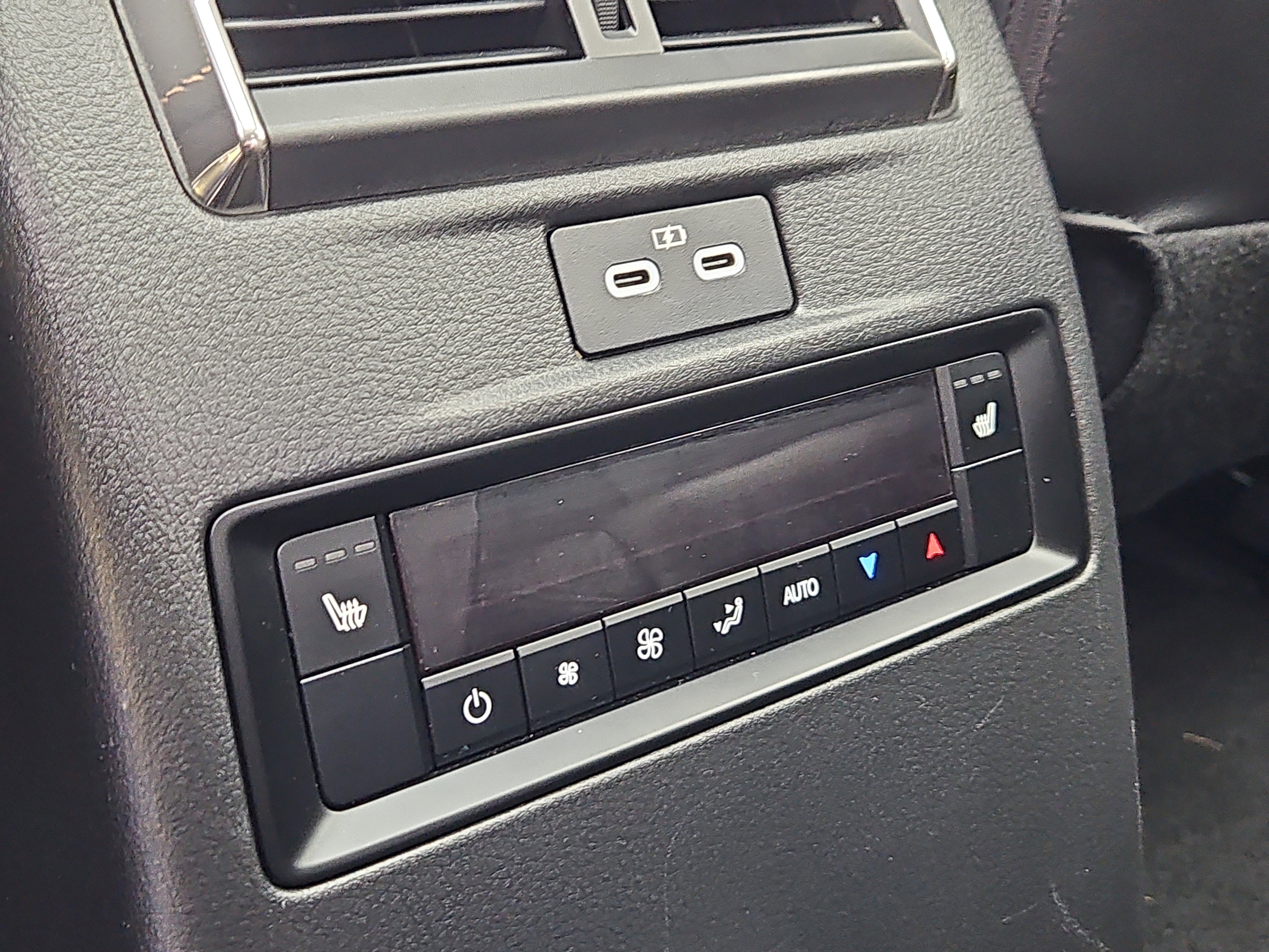 Certified 2024 MAZDA CX-90 Plug-In Hybrid w/ Premium Plus image 17