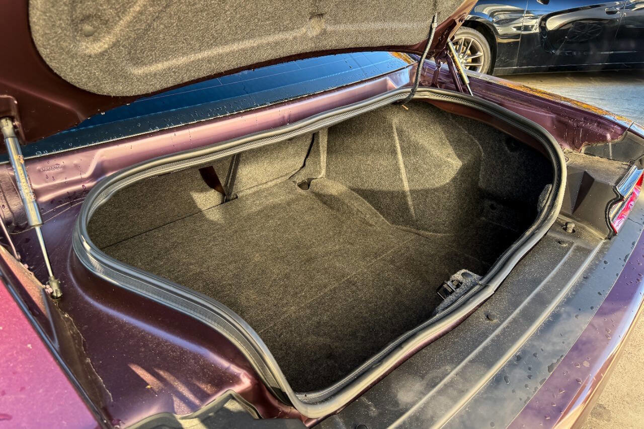 Used 2022 Dodge Challenger R/T Scat Pack w/ Shaker Package image 10