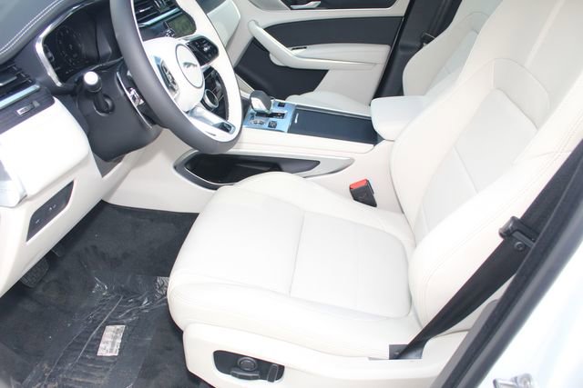 New 2026 Jaguar F-PACE R-Dynamic S image 20