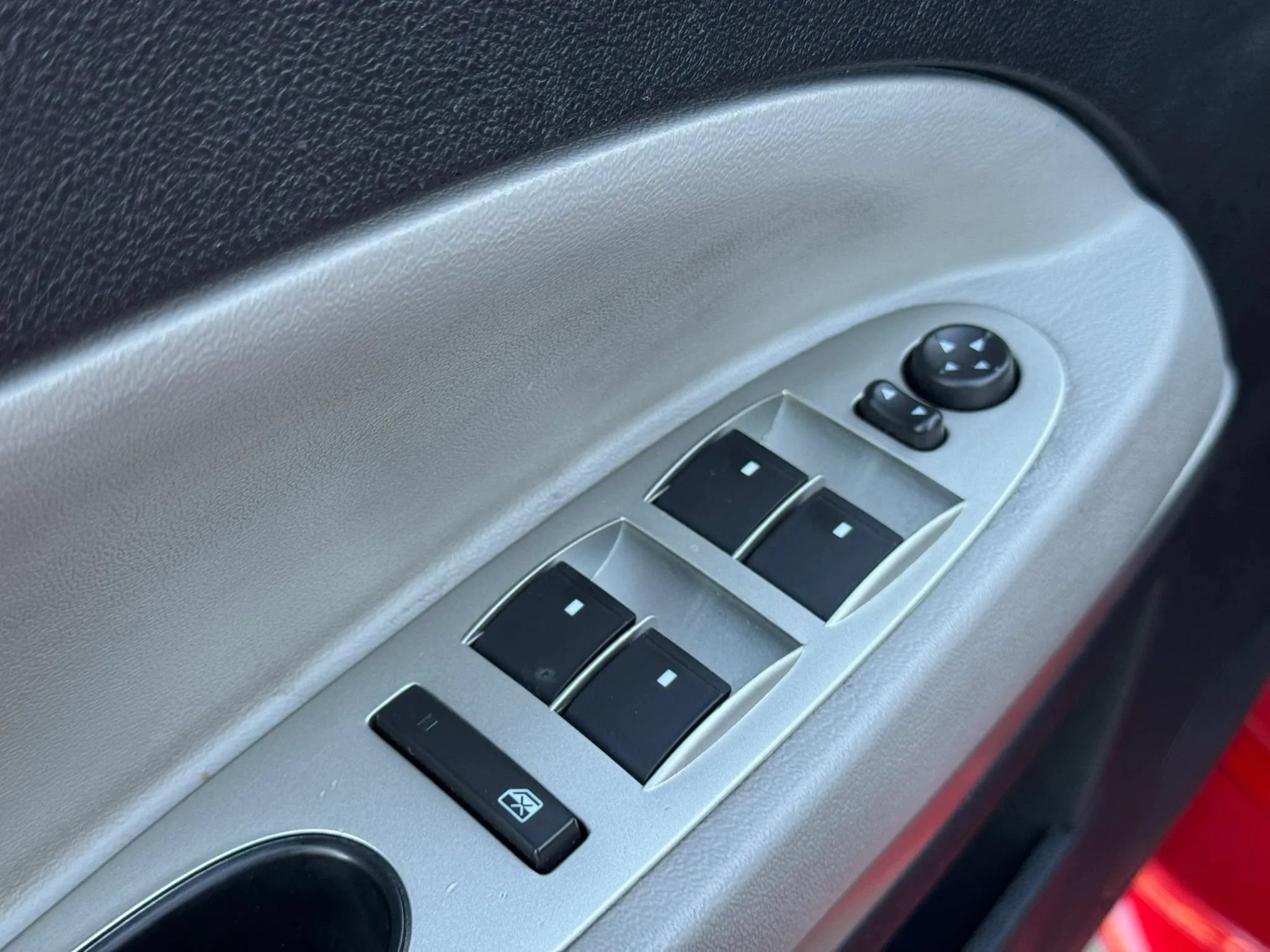 Used 2009 Chevrolet HHR SS w/ Performance Package FWD image 12