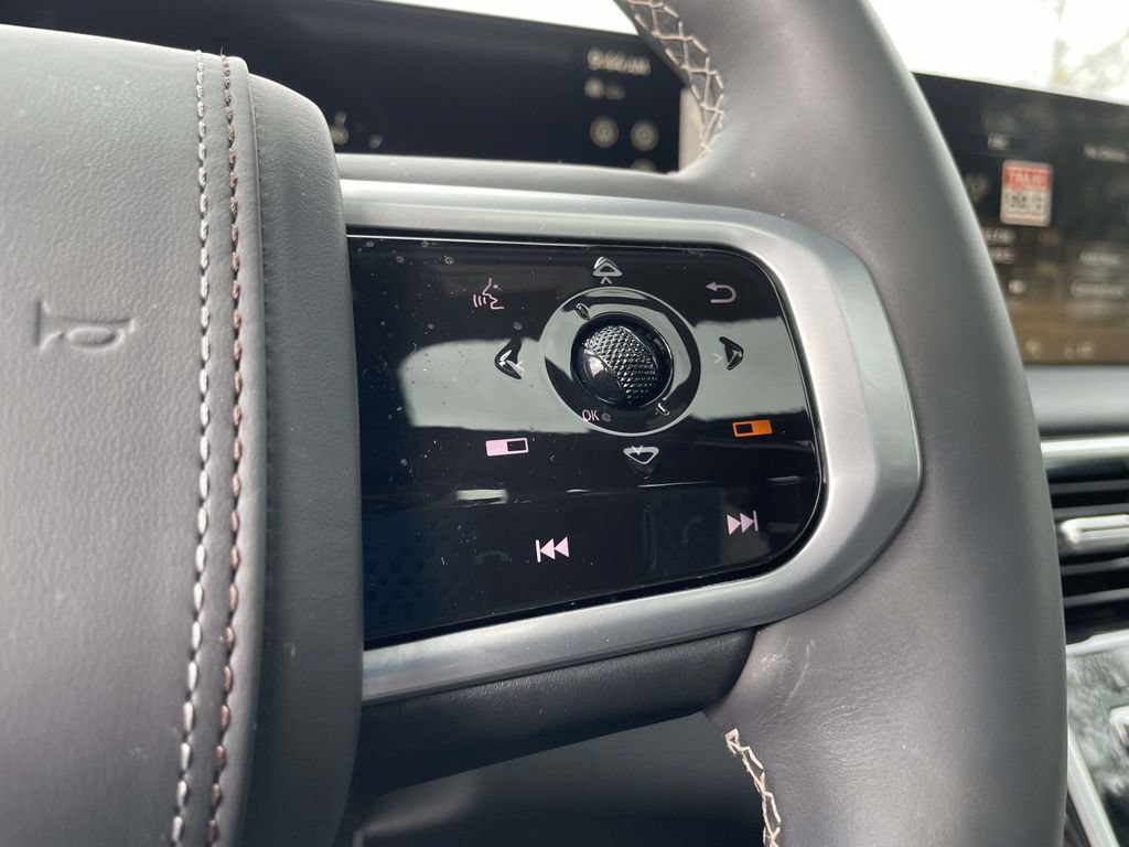 New 2025 Nissan Armada Platinum Reserve RWD image 22