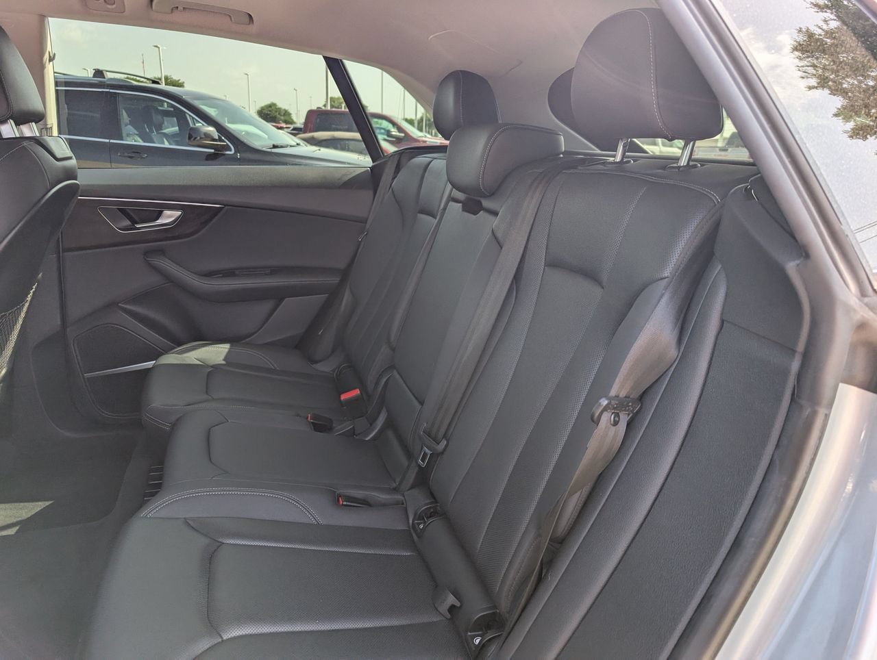 Used 2023 Audi Q8 Premium Plus w/ Premium Plus Package AWD/4WD image 25