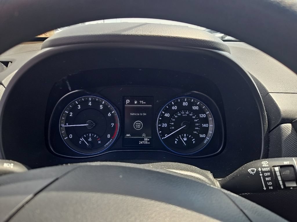 Used 2023 Hyundai Kona SEL AWD/4WD image 7