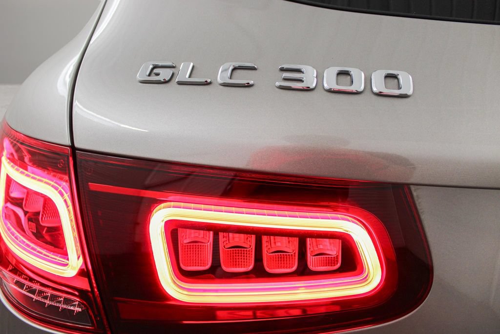 Used 2022 Mercedes-Benz GLC 300 image 31