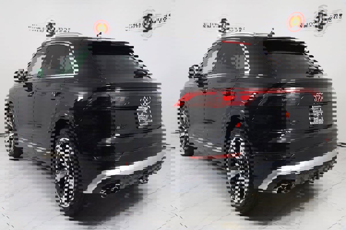 Used 2024 Audi SQ8 Premium Plus image 4