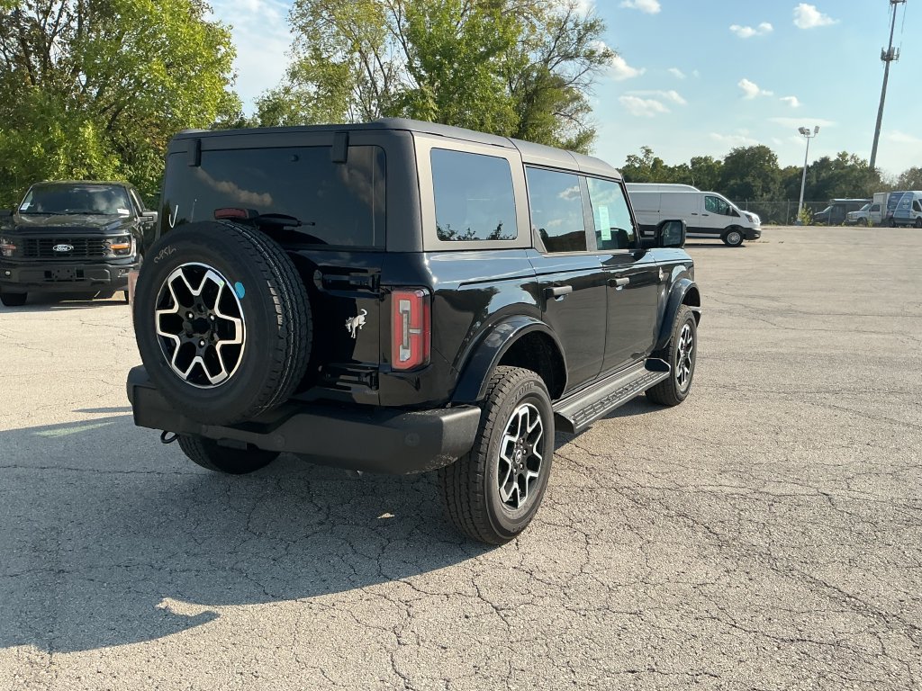 New 2026 Ford Bronco Outer Banks AWD/4WD image 5