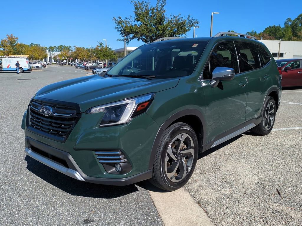 Used 2024 Subaru Forester Touring image 2