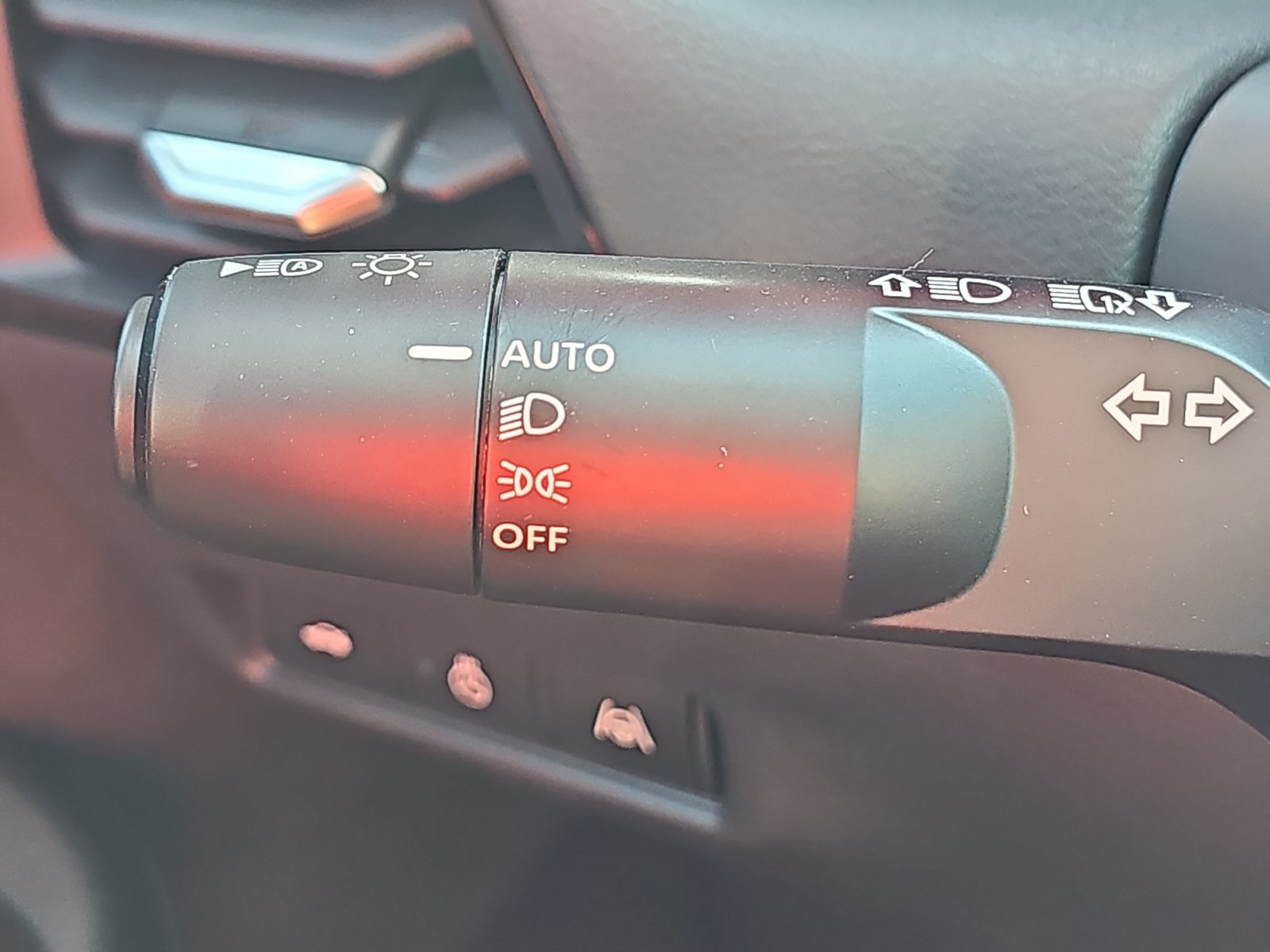 New 2027 Nissan Sentra SR w/ SR Premium Package FWD image 30