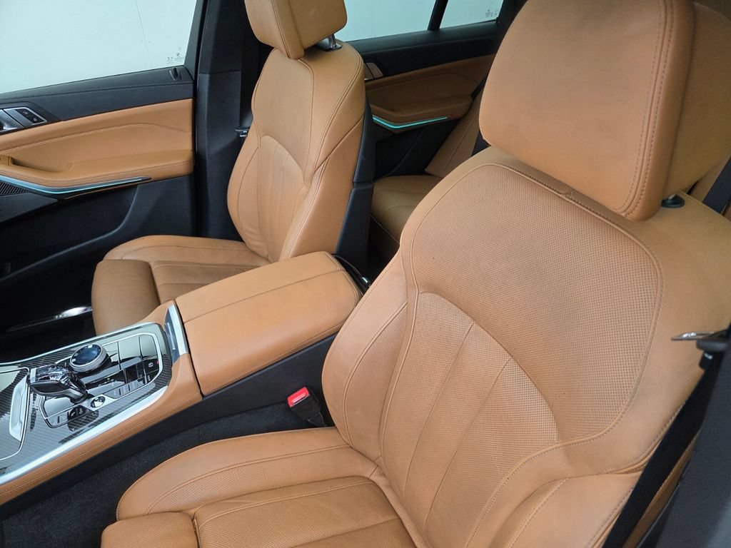 Used 2022 BMW X5 M50i AWD/4WD image 9