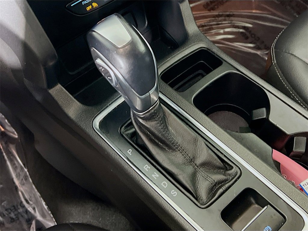 Used 2019 Ford Escape SEL image 16