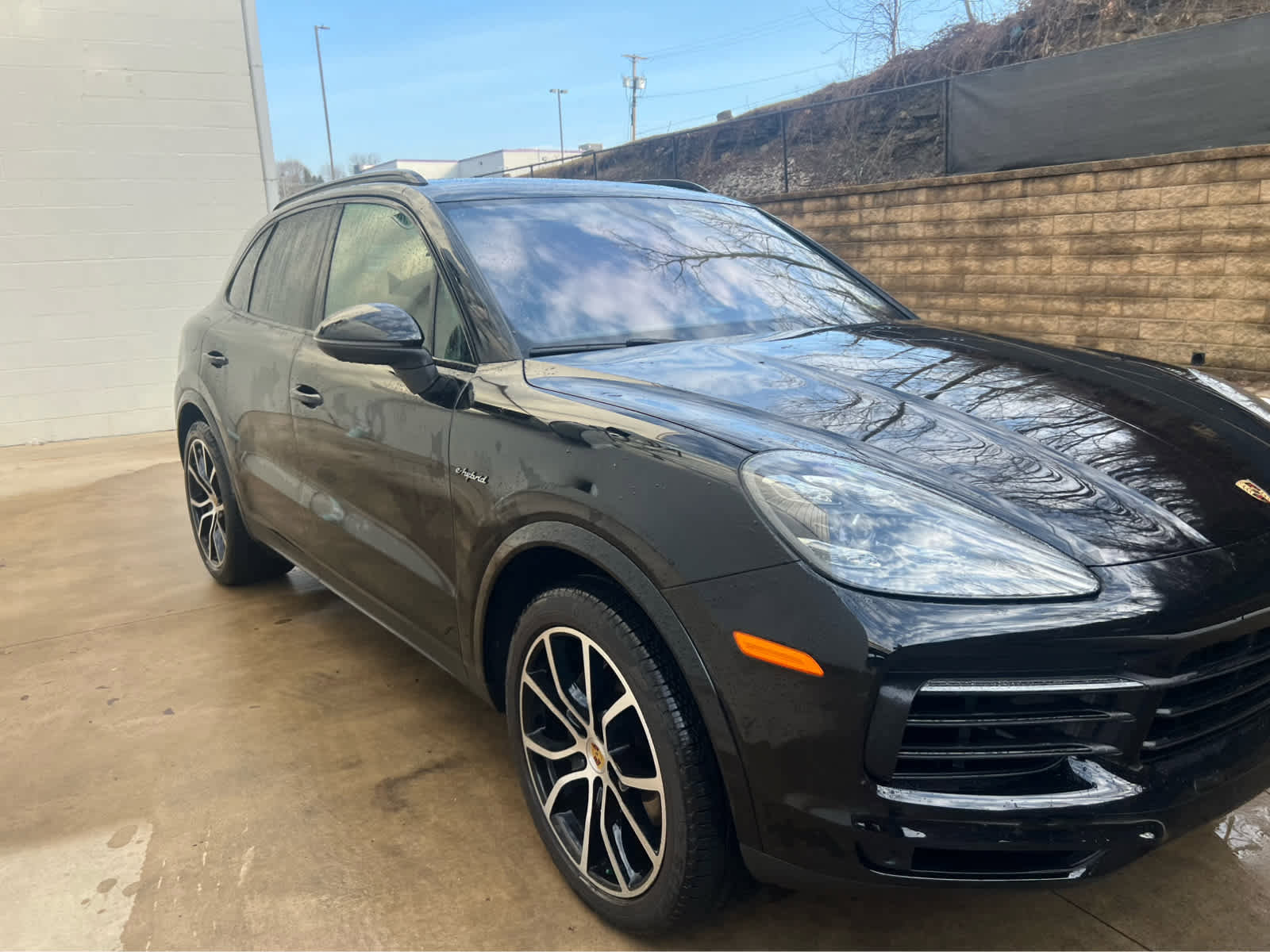 Used 2019 Porsche Cayenne E-Hybrid image 4