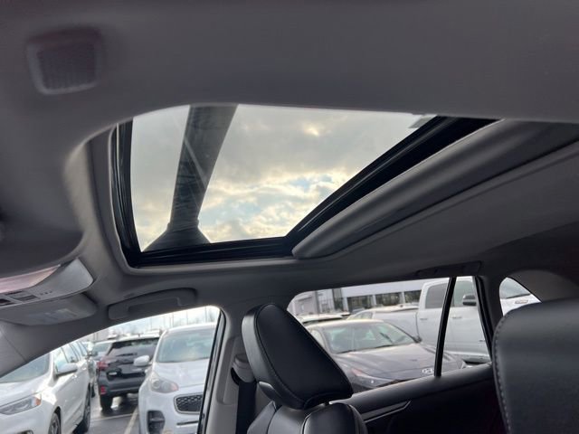 Used 2023 Toyota RAV4 XLE Premium image 24